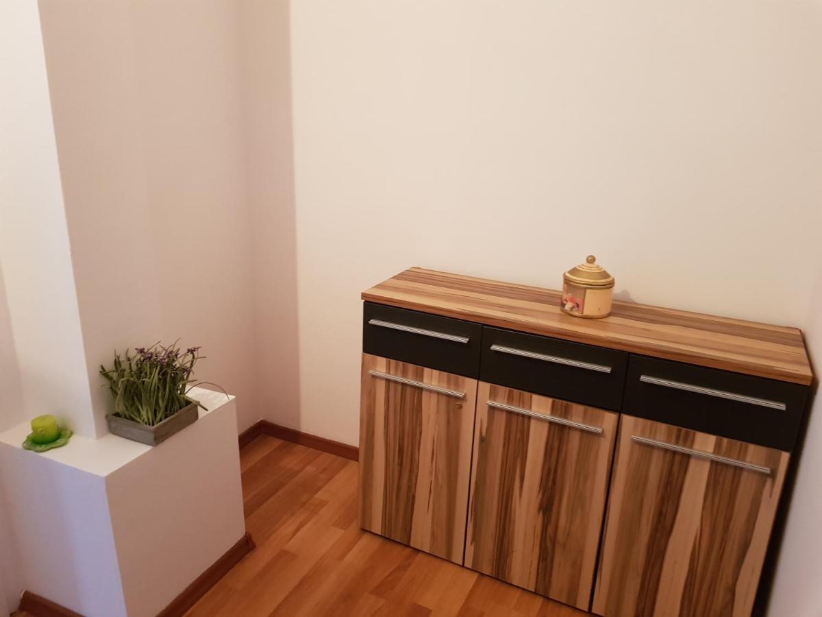Diane'S Apartament Sibiu Esterno foto